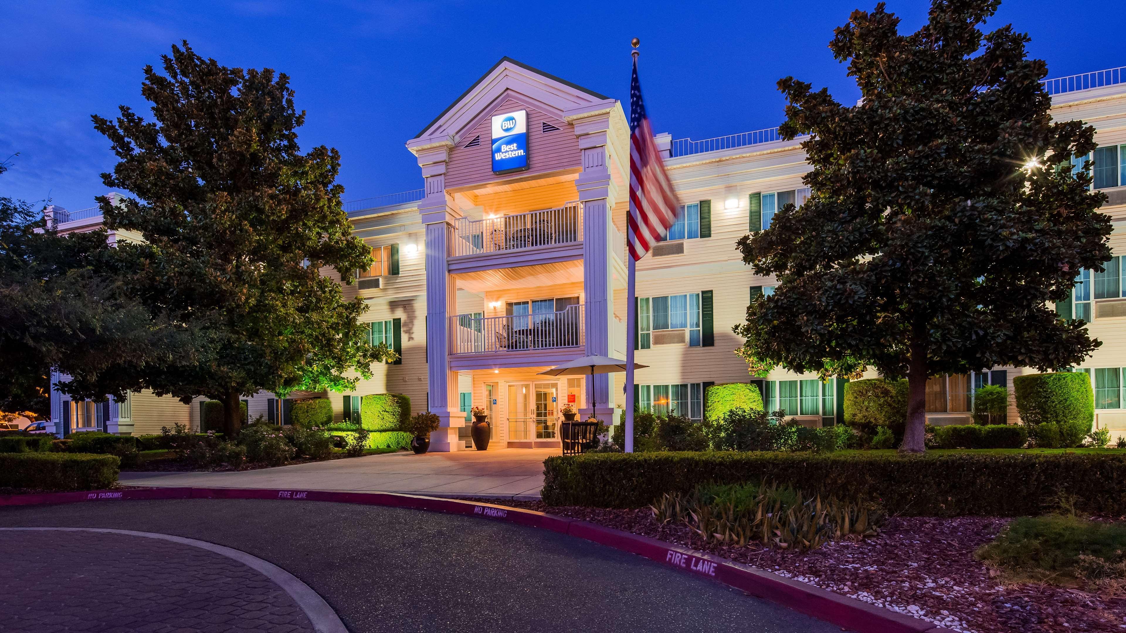 Best Western Clovis Cole Экстерьер фото