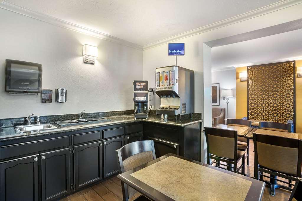 Best Western Clovis Cole Ресторан фото